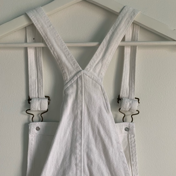 Hollister white distressed shorteralls - Picture 5 of 7